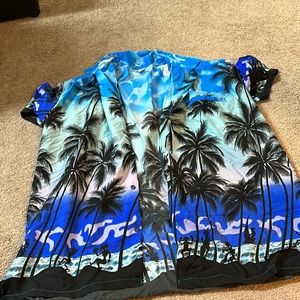 Hawaiian theme button up